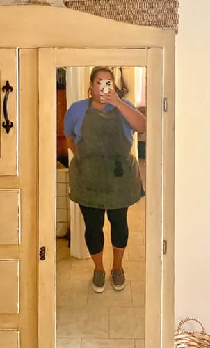 Customer photo review of Black Acid Washed Denim Apron