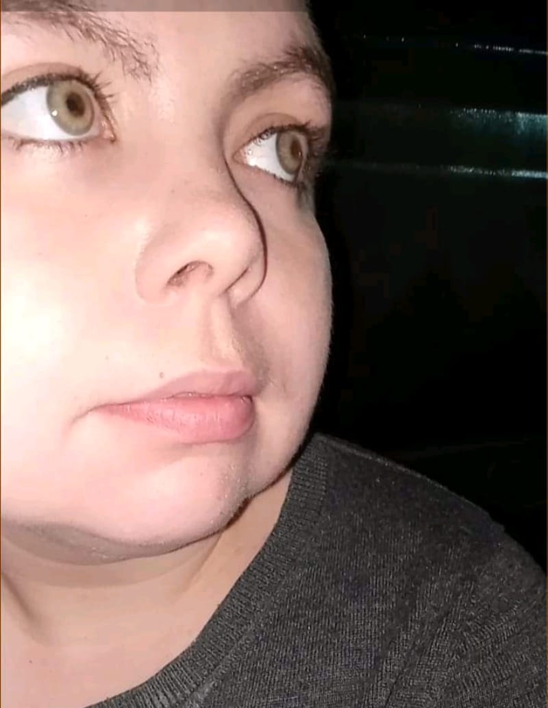 Customer photo review of Himalaya Brown Prescription  Colored Contact Lenses