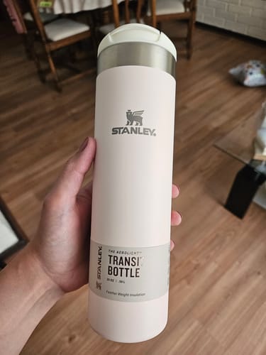 Customer photo review of Botella Térmica Stanley Aerolight Rose Quartz | 591 ml