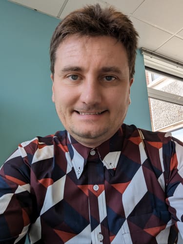 Marcus L. review of Men's Retro pattern shirt - LR-3 image 1 out of 1