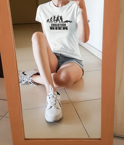 Customer photo review of BIER EVOLUTION - Unisex Premium Shirt
