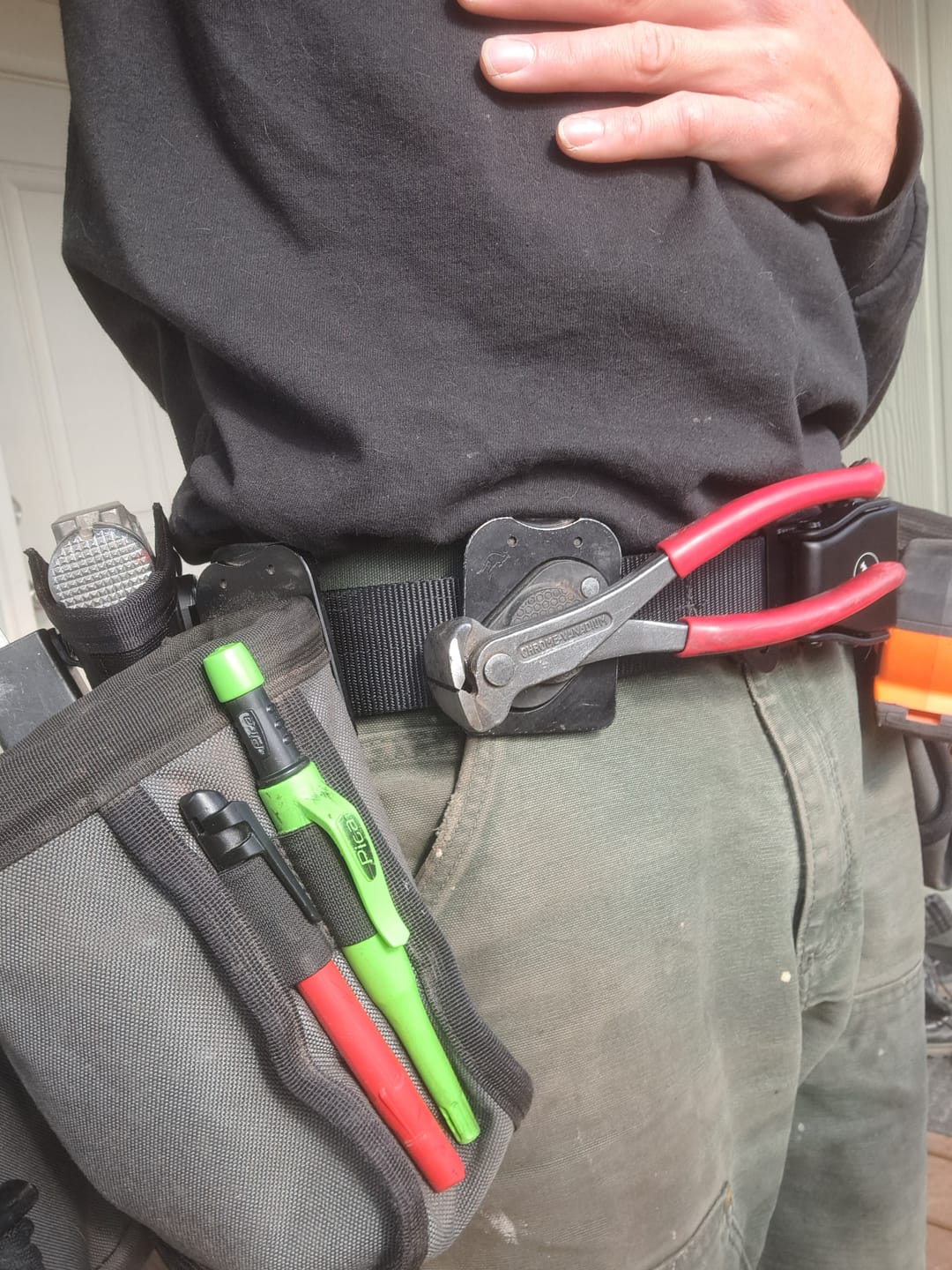 Customer photo review of MagMaster Pro | Magnetic Tool and Hardware Holder