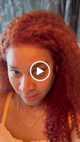 Customer video review of Bond Baby Lace Melting Spray