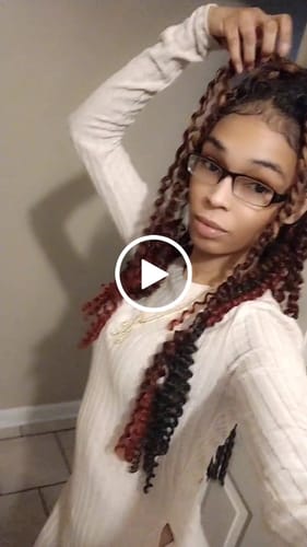Customer video review of KUTE HEART INITIAL