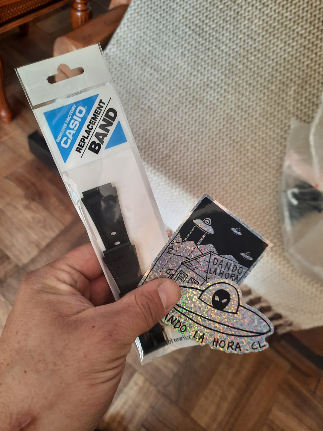 Customer photo review of Correa De Repuesto Casio Bands 71604002 (F-91W, F-105W, etc.)