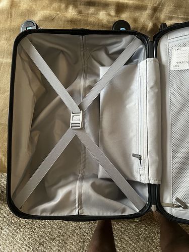 Customer photo review of Globetrotter 21" Hardside Rolling Carry-on Stylish Suitcase