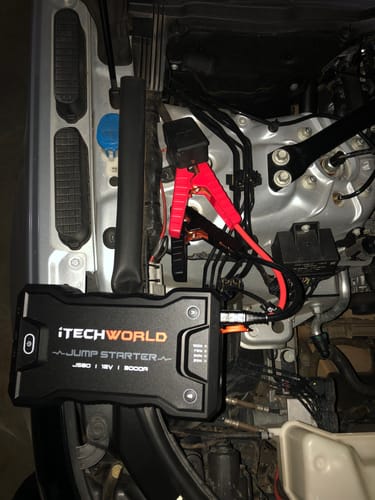Customer photo review of JS80 3000 amp Portable Jump Starter Backup Power Bank