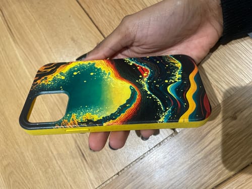 Customer photo review of Enchanted Wave - iPhone 12 / 12 Pro