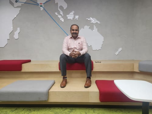 Hariharan V. review of Summer Stripe Gift Box image 1 out of 1