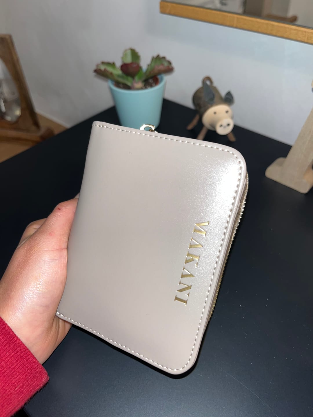 Customer photo review of KAIA - TAUPE