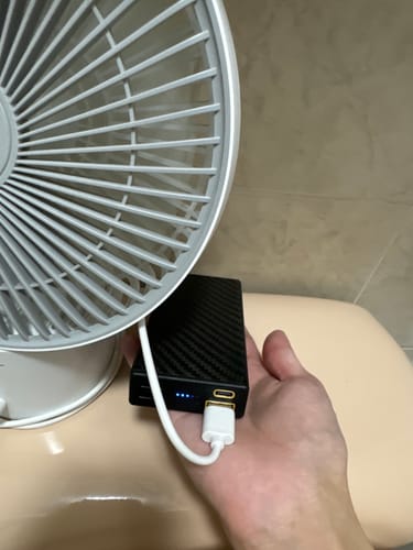 Customer photo review of CARBO 20000 Carbon Fiber Energy Brick (20,000mAh 3A)