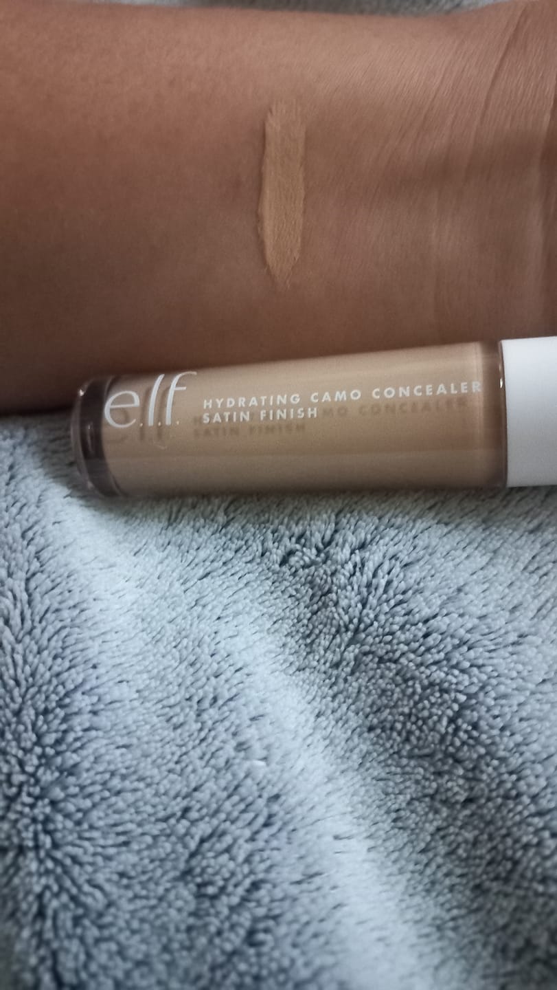 Customer photo review of Hydrating Camo Concealer 6ml