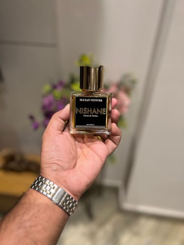 Rashish S. review of Nishane Sultan Vetiver Extrait De Parfum For Unisex image 1 out of 1