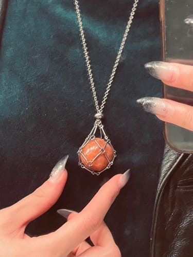 Customer photo review of CrystalHarmony Necklace (For 2-3cm Crystals)