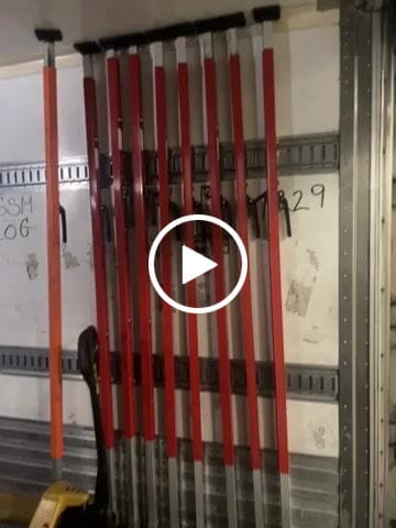 Customer video review of RED CARGO BAR W/ARTICULATING FEET & REINFORCED EXTENSION TUBE