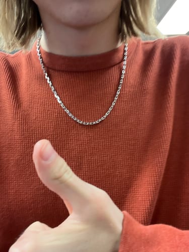 Customer photo review of 4mm Oval Link Chain