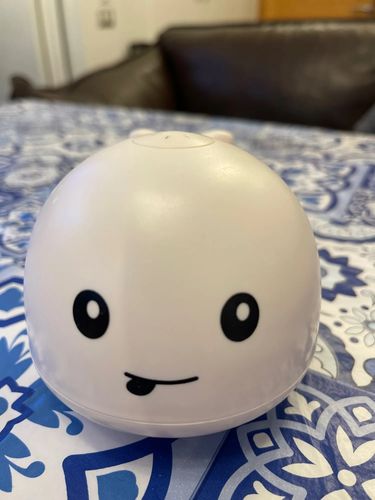 Customer photo review of Kletshuts™ WhaleToy - Hval Badelegetøj Med Lys