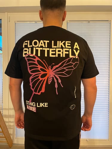 Customer photo review of FLOAT LIKE A BUTTERFLY - Ali (Backprint) - Unisex