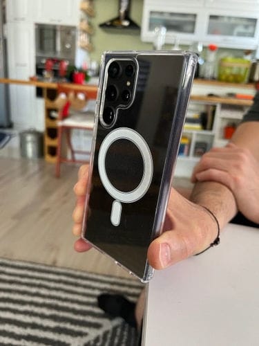 Customer photo review of MagCharge Case - Apple & Samsung