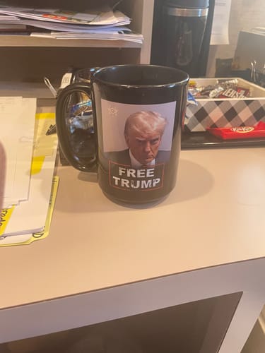 Customer photo review of Free Trump 15oz Coffee Mug