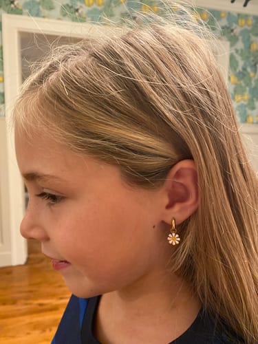 Customer photo review of Gold Huggies