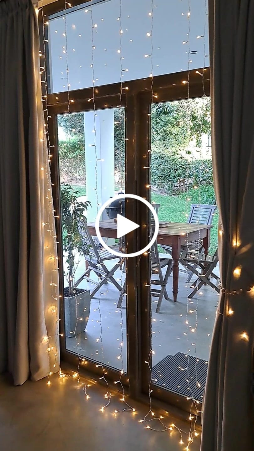 Customer video review of Litehouse Curtain LED Fairy Lights - 2x3m - Warm White - Plug Adapter