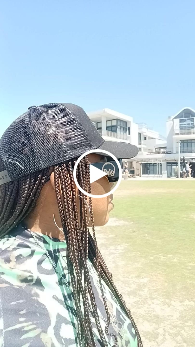 Customer video review of Black Iconic Sunglasses