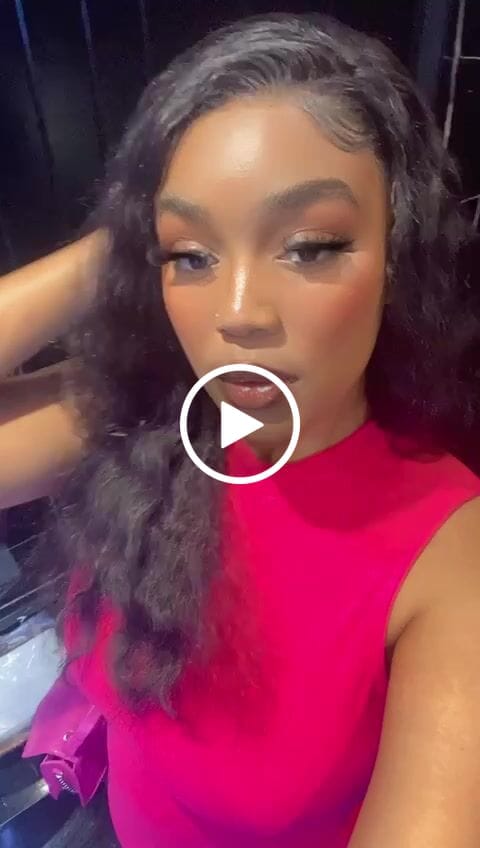 Customer video review of Gorgeous 20-inch Malaysian Long Curly Wig with Lace Closure - Premium Human Hair