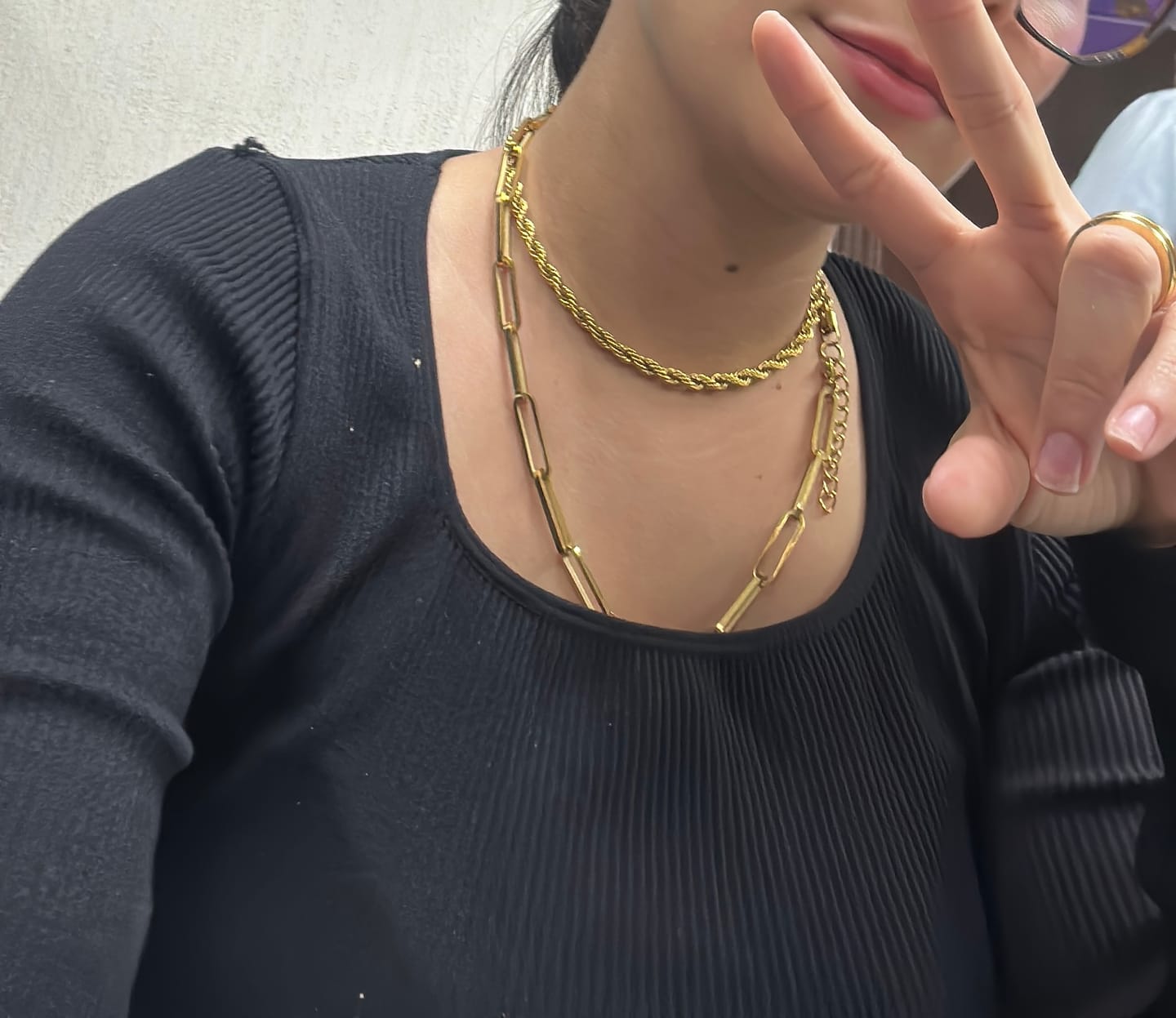 Customer photo review of Choker Victoria