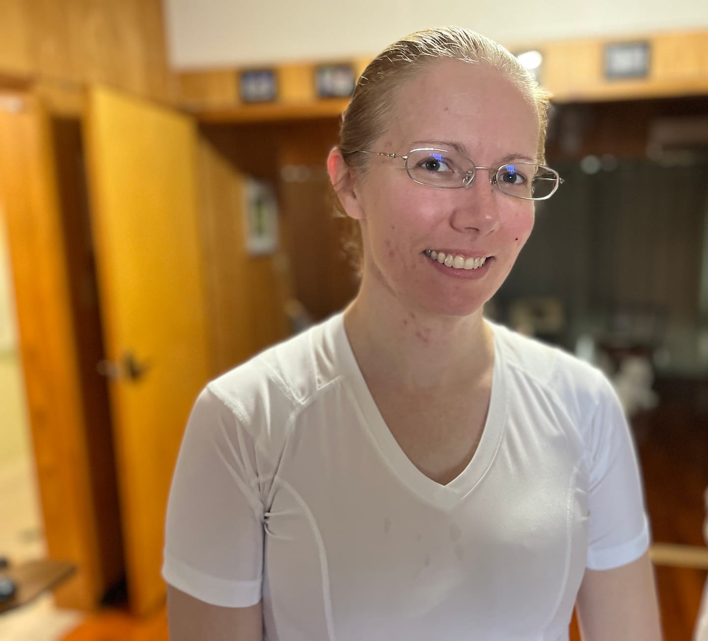 Customer photo review of Posture Shirt® For Women - Pullover