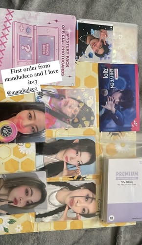 Customer photo review of MYSTERY PHOTOCARD PACK (5PCS)