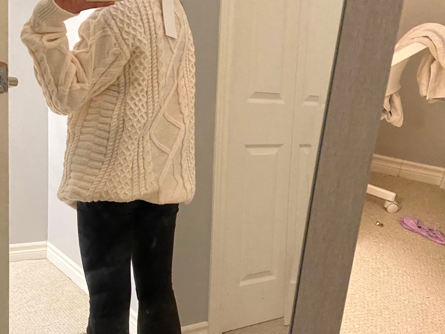 Customer photo review of Aelfric Eden Retro 90s Cable Knit Sweater