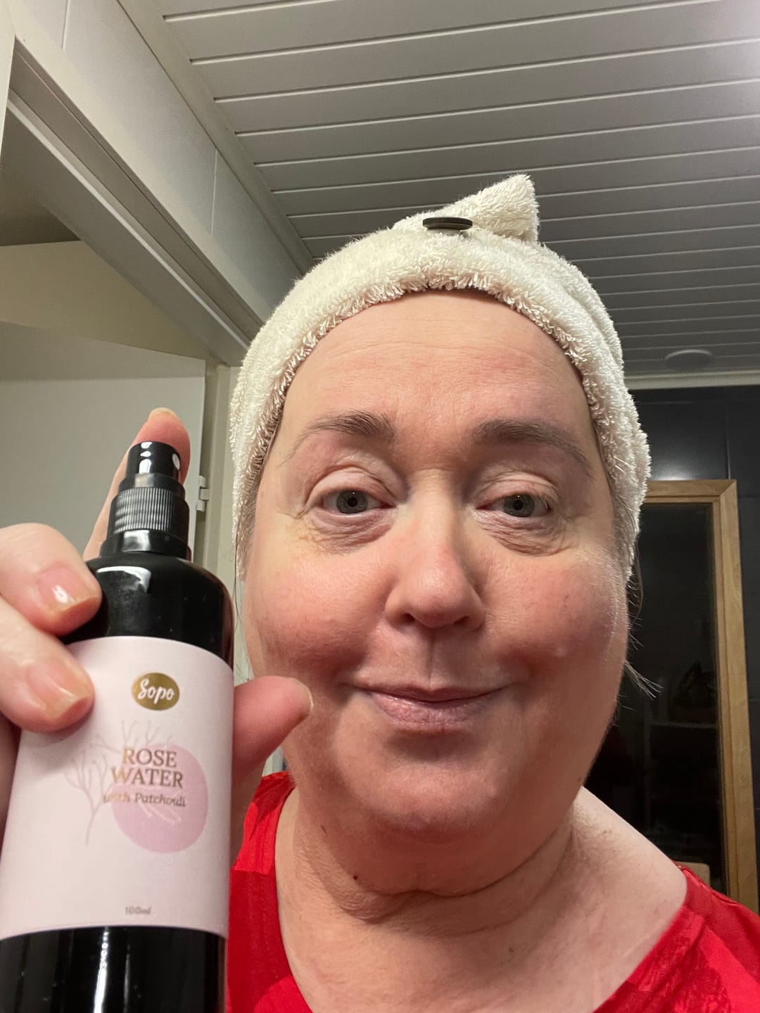 Customer photo review of Sielunsiskojen Patsuli-Ruusuvesi
