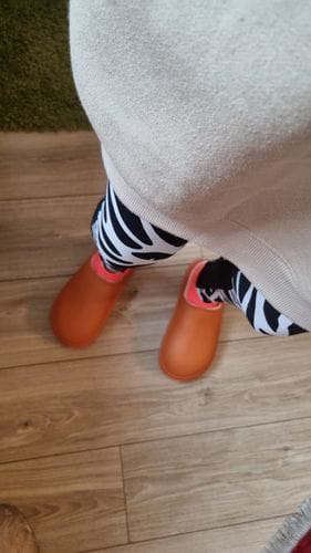 Customer photo review of Cushion Slides with Fur - Cloud Slides