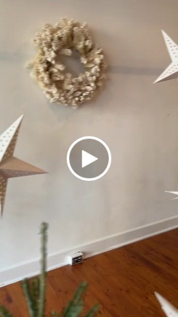 Customer video review of 24" Solid White Stars Cut-Out Paper Star Lantern, Hanging Wedding & Party Decoration
