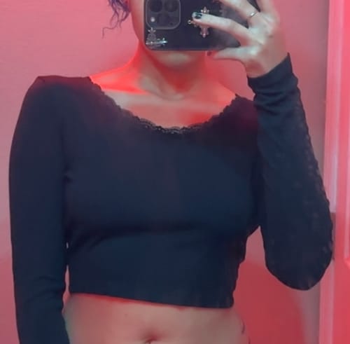 Customer photo review of Elowen Ribbed Lace Backless Long Sleeve Top