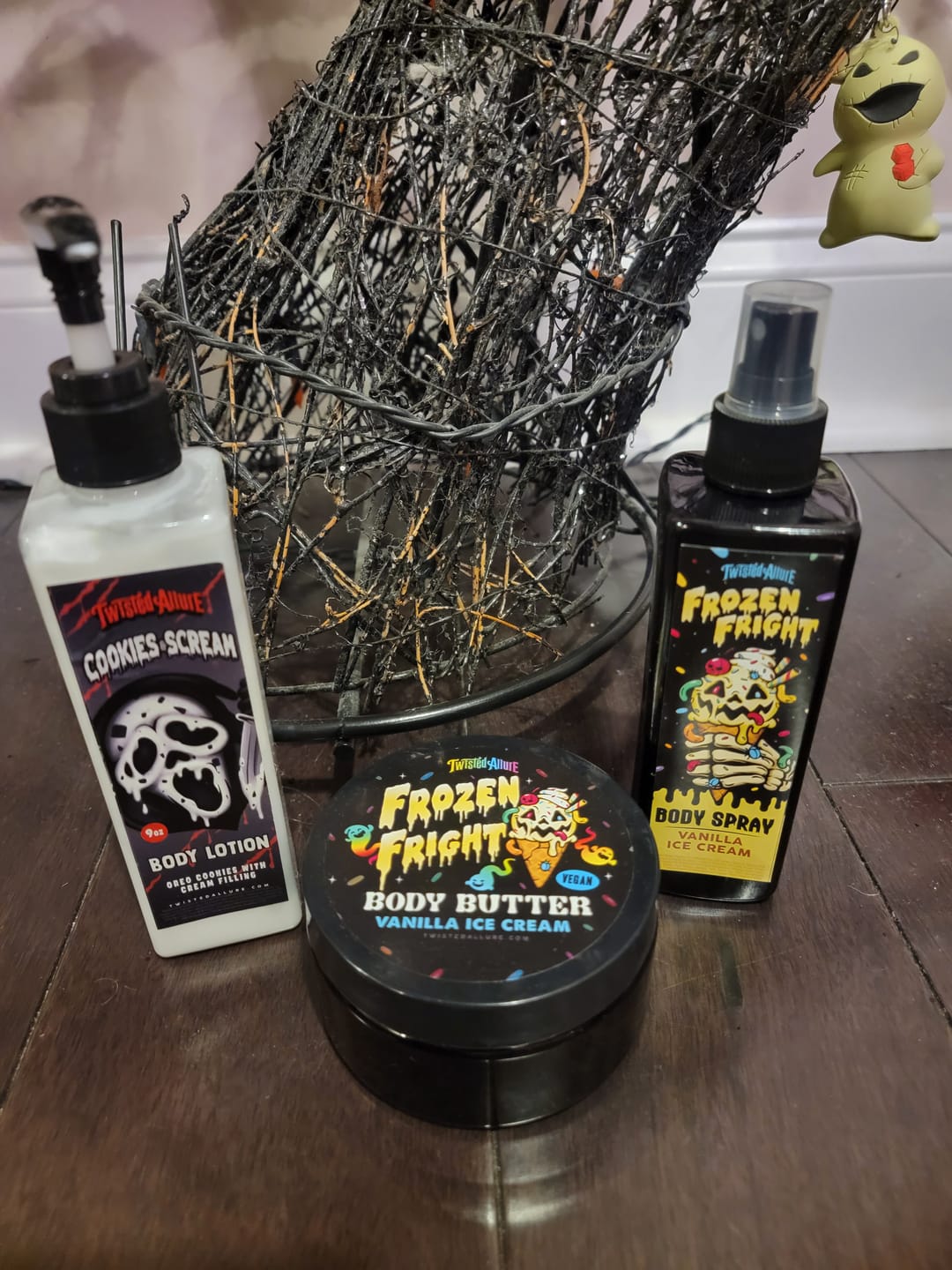 Customer photo review of Frozen Fright Body Butter (Vanilla ice cream)