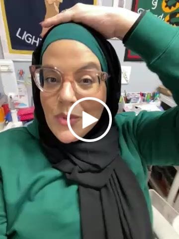 Customer video review of Classic Chiffon Hijab - Midnight