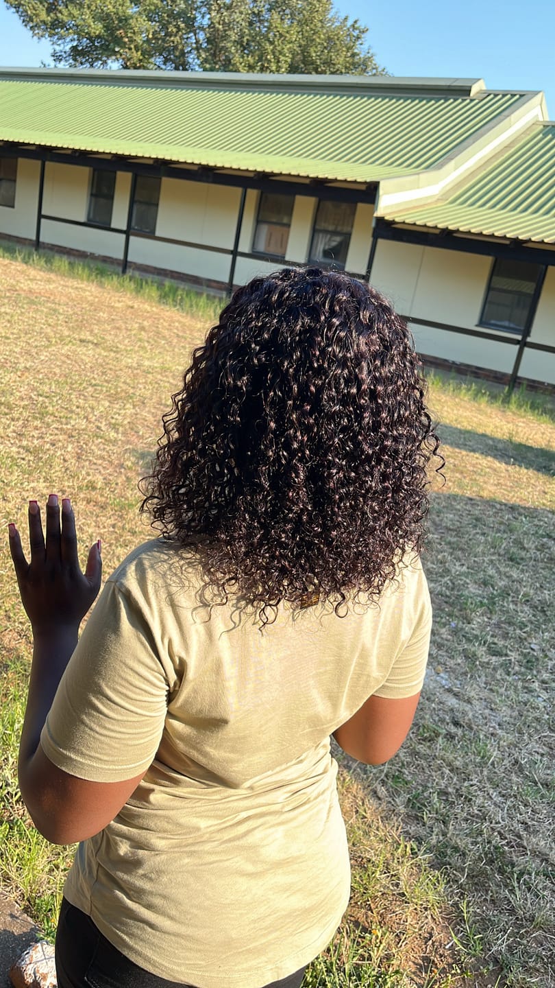 Customer photo review of Effortless Glueless Lace Frontal Curly Bob Wig  - Made from Human Hair