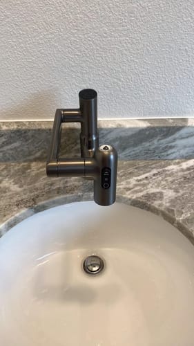 Customer photo review of Leiden - Smart Rotating Bathroom Faucet With Temperature Display