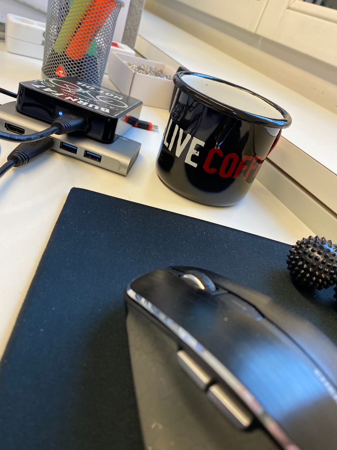 Customer photo review of DEAD OR ALIVE COFFEE MUG SCHWARZ 350ml