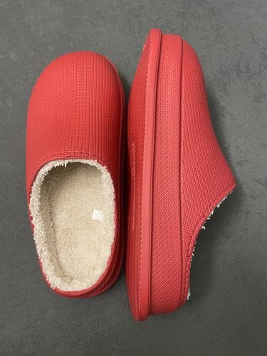 Customer photo review of Cushion Slides with Fur - Cloud Slides