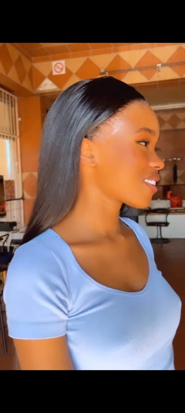Customer photo review of Machine Made Wigs : 13a Frontal HD Closure Wigs
