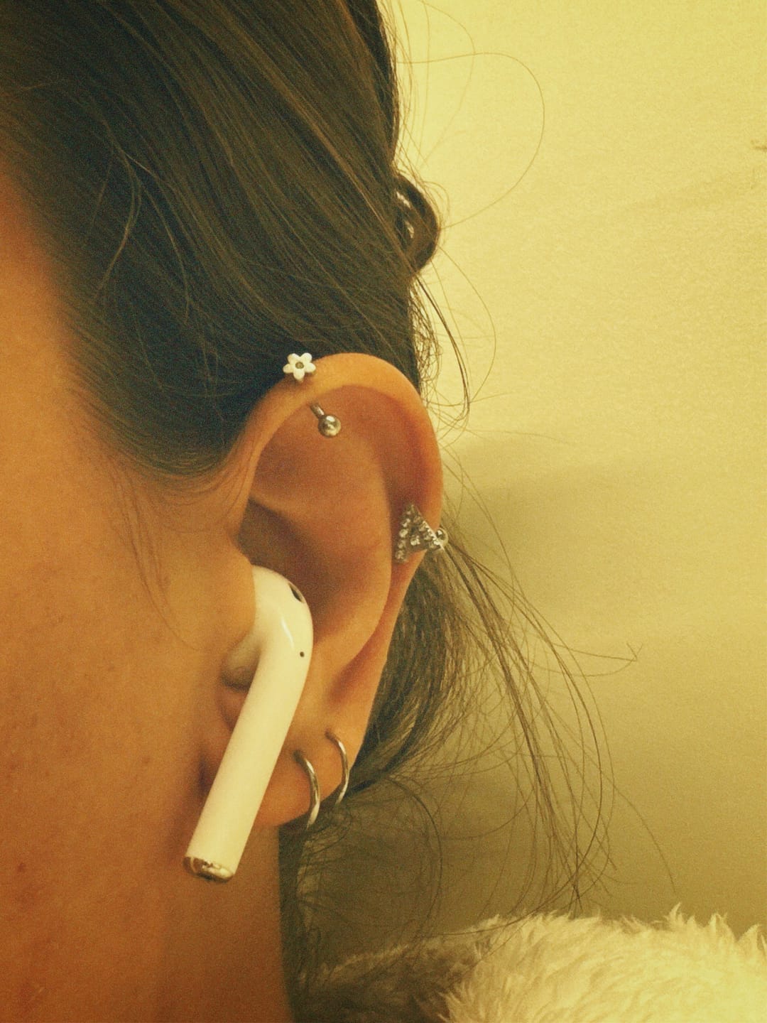 Customer photo review of Cute Flower Rook Piercing | Chirurgenstahl