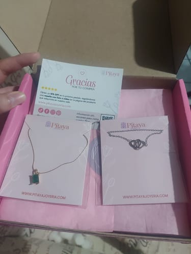 Customer photo review of Collar Love Promise