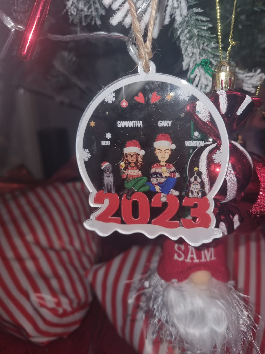 Customer photo review of Christmas Doll Couple Standing Hugging - Personalized Ornament