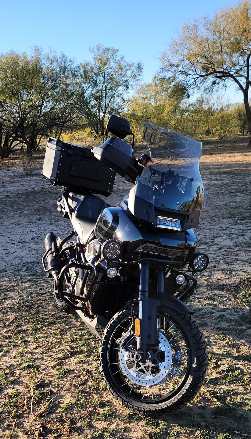 Customer photo review of D7 LED Light Pods with DataDim™ Technology