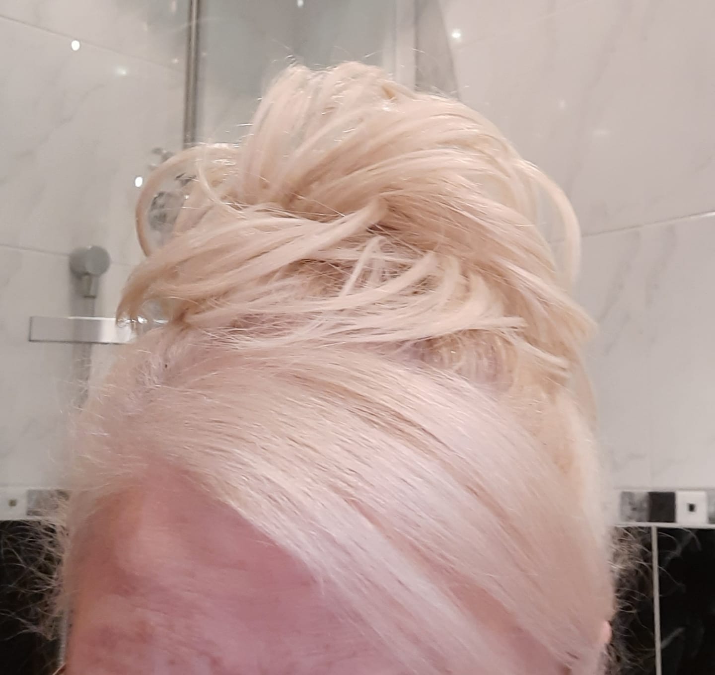 Customer photo review of Flicky Messy Scrunchie Bun