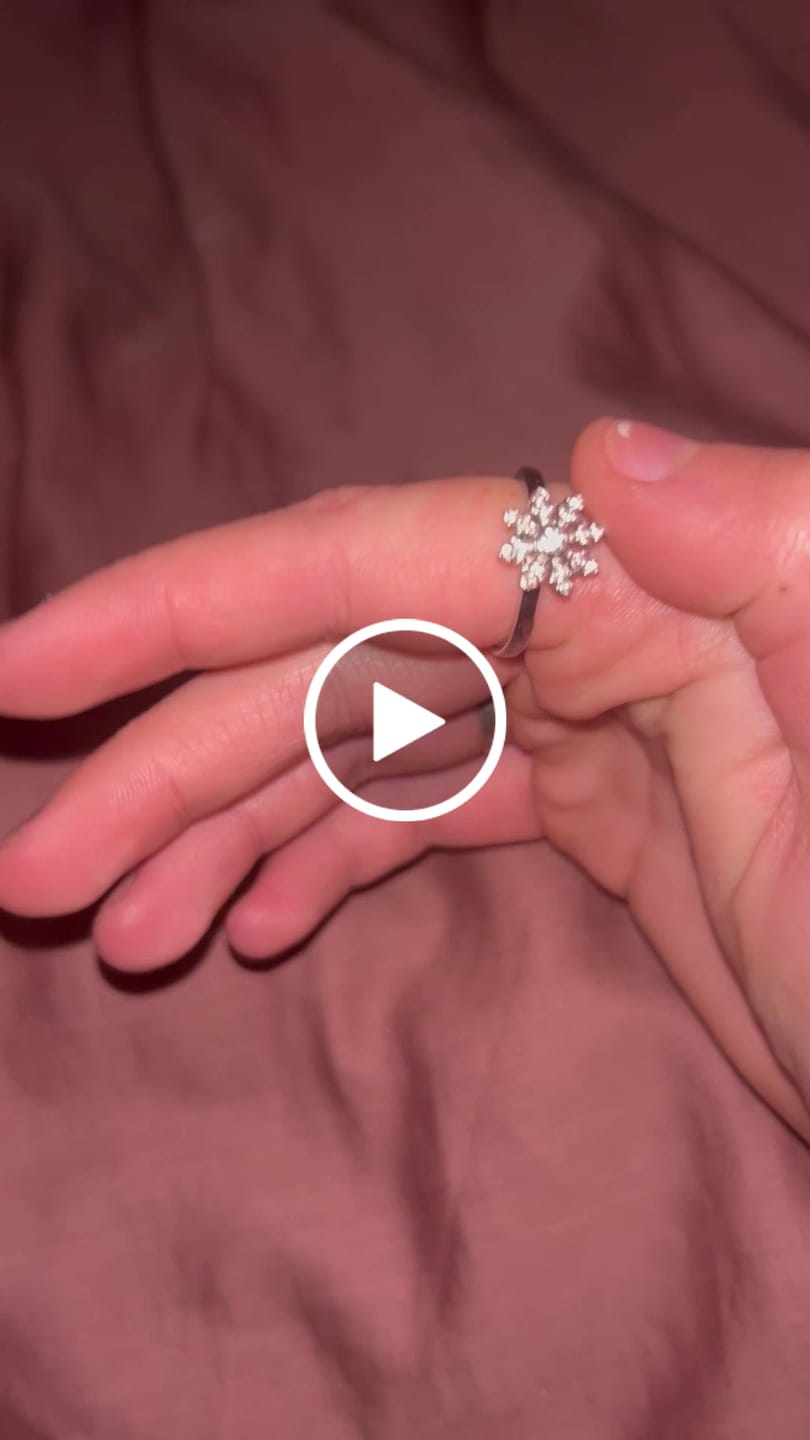 Customer video review of Bague d'Anxiété Ajustable - SNOW