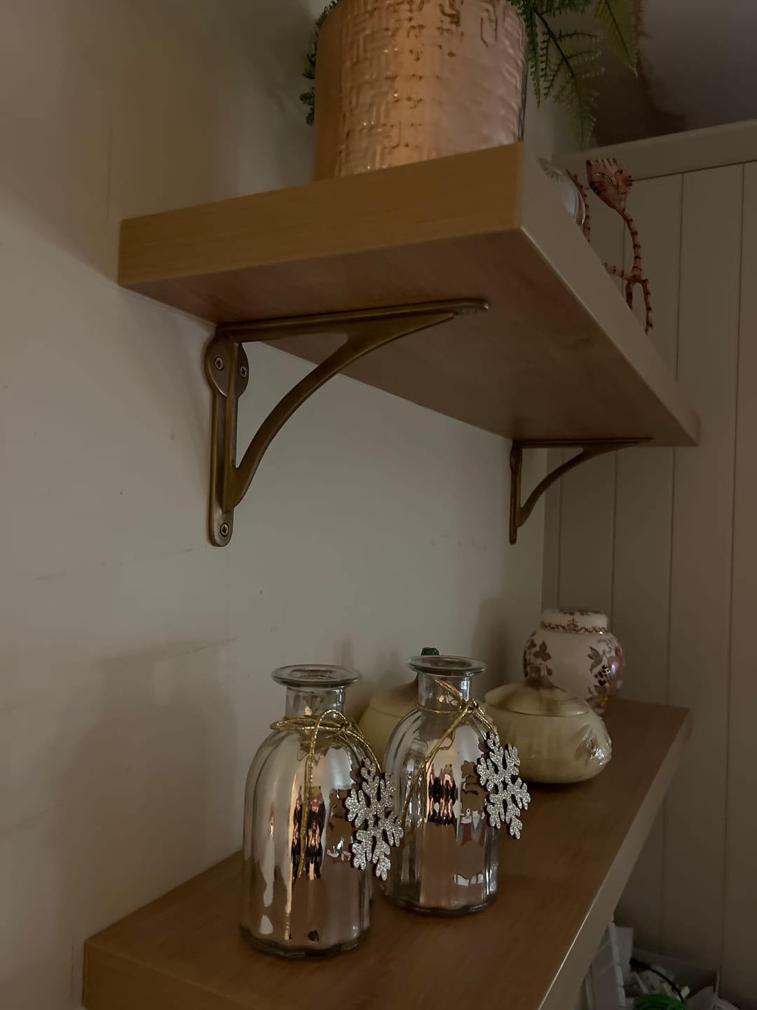 Customer photo review of Ironbridge Aged Brass Shelf Brackets | 4.5/6/7/8/10"